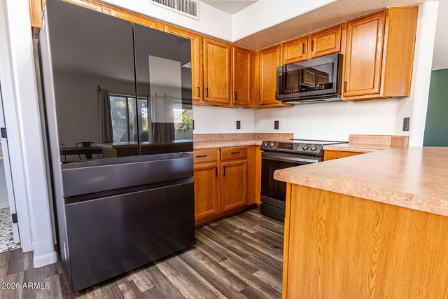 6736 N 76TH Drive, Glendale, AZ 85303