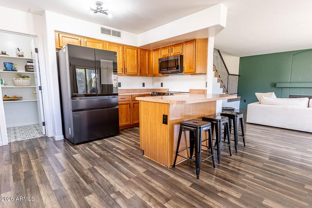 6736 N 76TH Drive, Glendale, AZ 85303