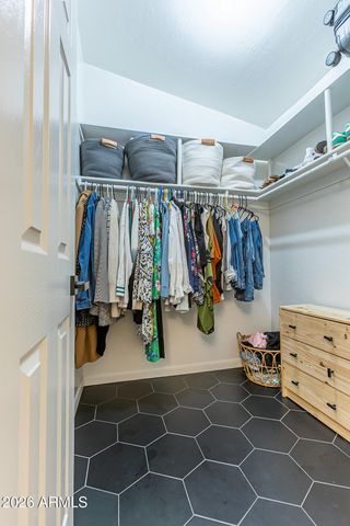 6736 N 76TH Drive, Glendale, AZ 85303