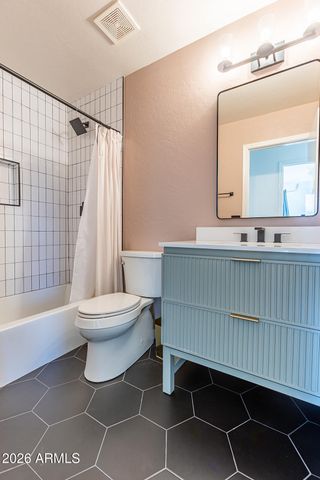 6736 N 76TH Drive, Glendale, AZ 85303