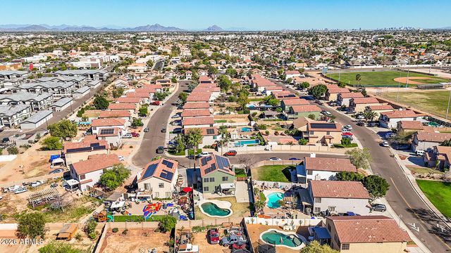 6736 N 76TH Drive, Glendale, AZ 85303