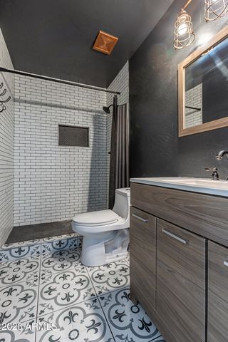 6736 N 76TH Drive, Glendale, AZ 85303