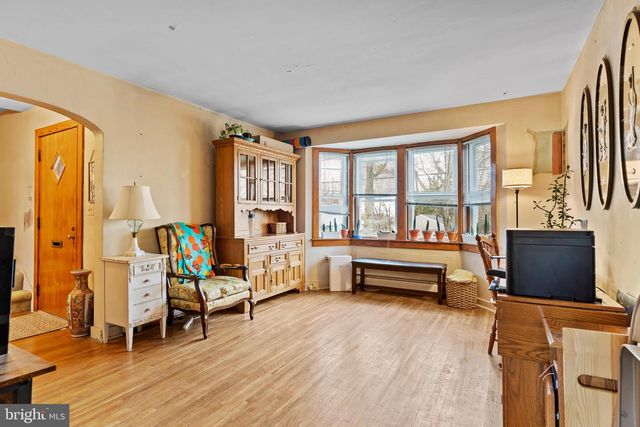 8 HELEN ST, Enola, PA 17025