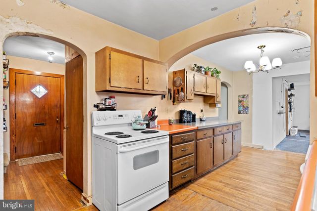 8 HELEN ST, Enola, PA 17025