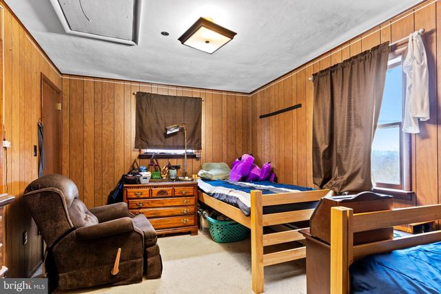 8 HELEN ST, Enola, PA 17025