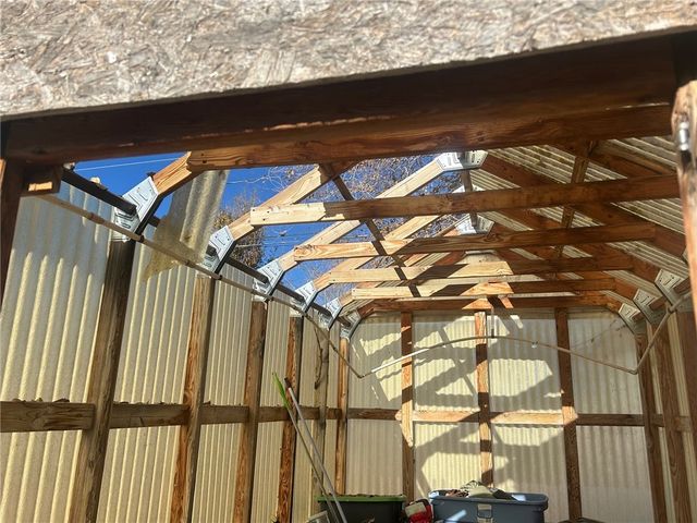 3211 E Carver Avenue, Kingman, AZ 86409