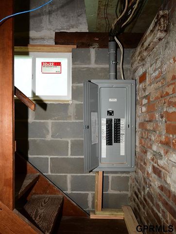 339 Sherman Avenue, Council Bluffs, IA 51503