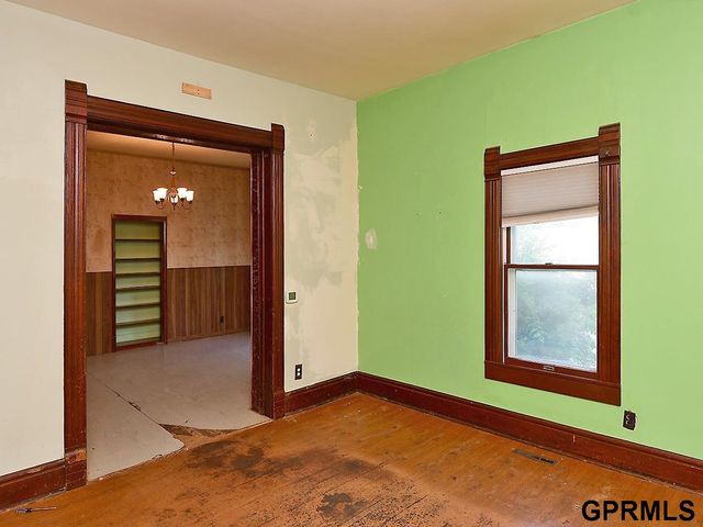 339 Sherman Avenue, Council Bluffs, IA 51503