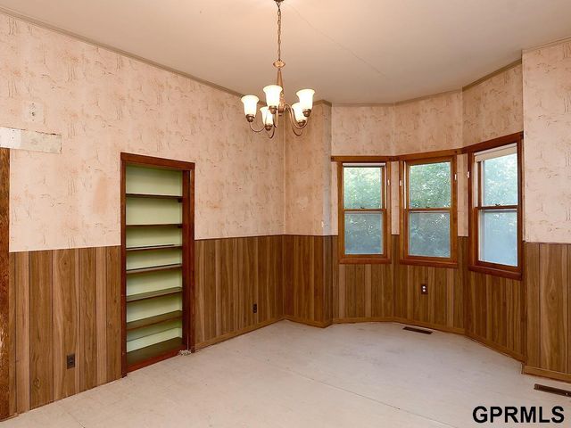 339 Sherman Avenue, Council Bluffs, IA 51503