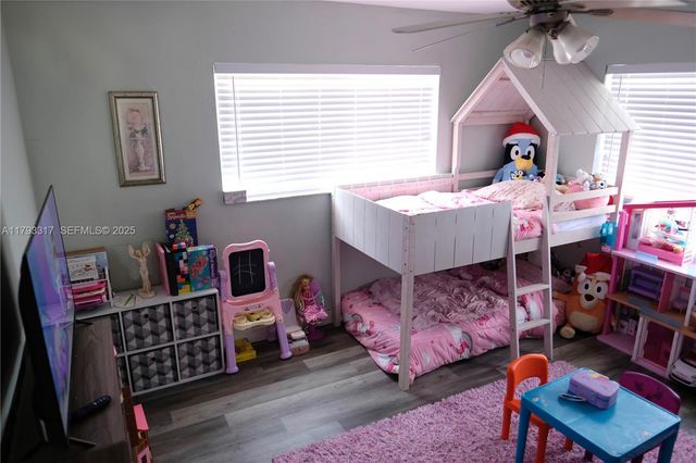 7000 SW 10th Street, Pembroke Pines, FL 33023