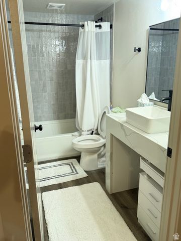 1335 E MILNE LN, Cottonwood Heights, UT 84047