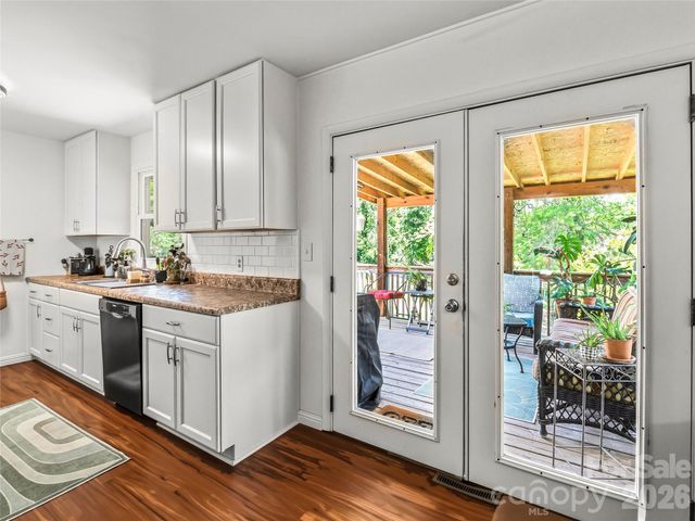 60 Skyview Terrace, Asheville, NC 28806