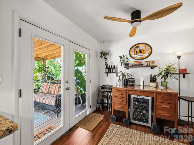 60 Skyview Terrace, Asheville, NC 28806