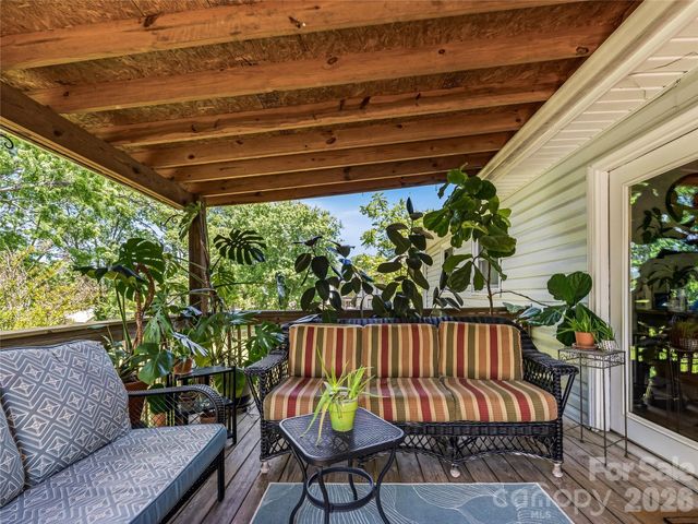 60 Skyview Terrace, Asheville, NC 28806