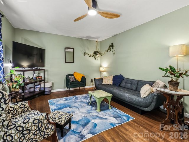 60 Skyview Terrace, Asheville, NC 28806