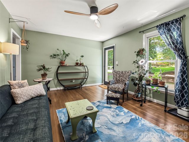 60 Skyview Terrace, Asheville, NC 28806