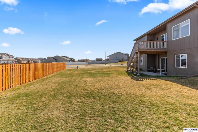 7305 N 166 Avenue, Bennington, NE 68007