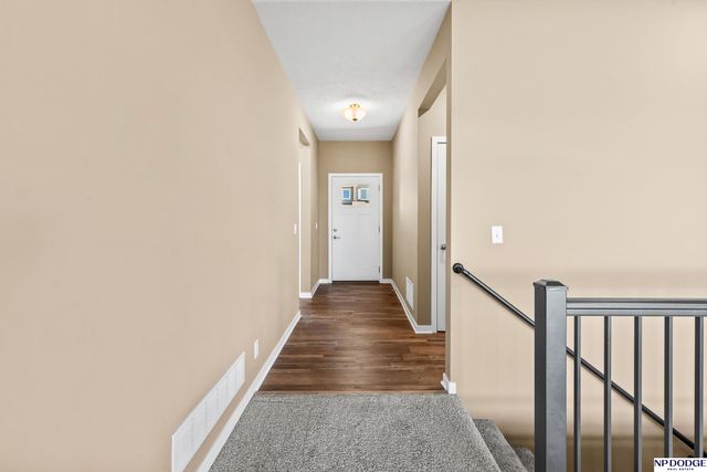 7305 N 166 Avenue, Bennington, NE 68007