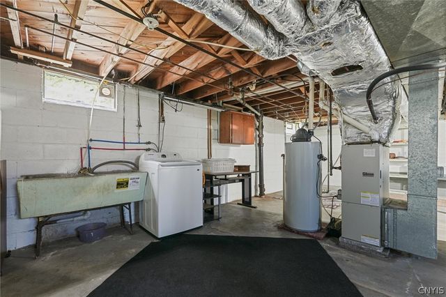 900 Beley Avenue, Salina, NY 13211