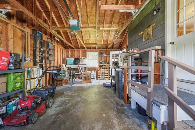 900 Beley Avenue, Salina, NY 13211