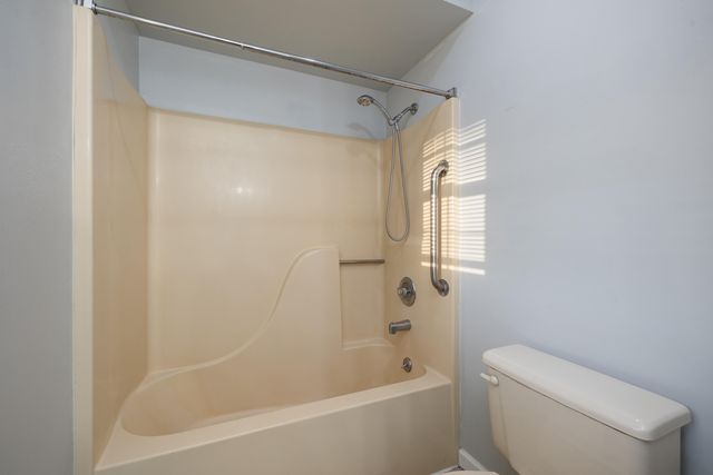 28 Fall Creek Drive Apt 1, Branson, MO 65616