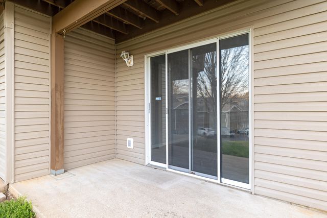 28 Fall Creek Drive Apt 1, Branson, MO 65616