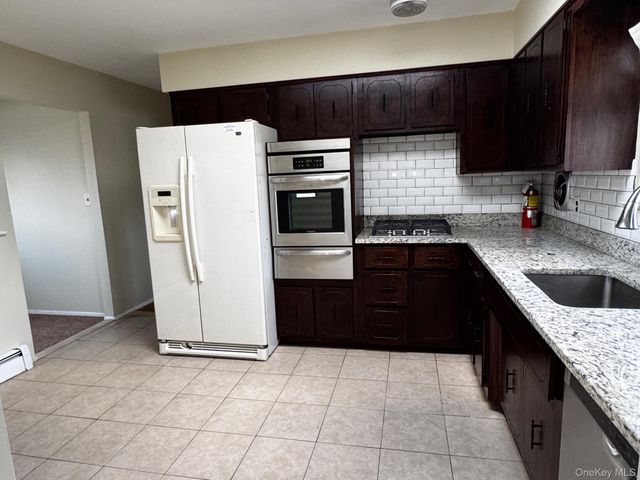 113 Maple Boulevard Upper, Long Beach, NY 11561