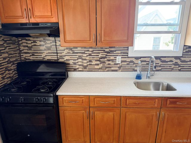 10711 171st Place, Jamaica, NY 11433