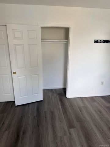 10711 171st Place, Jamaica, NY 11433