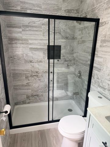 10711 171st Place, Jamaica, NY 11433