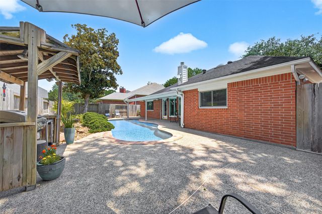 4027 Harwood Drive, Sugar Land, TX 77479