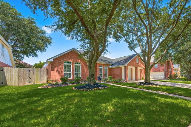 4027 Harwood Drive, Sugar Land, TX 77479