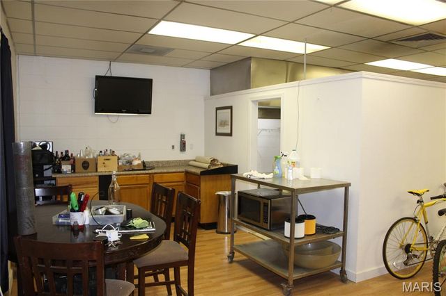 910 Vine Street, Poplar Bluff, MO 63901