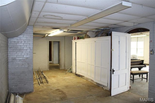910 Vine Street, Poplar Bluff, MO 63901