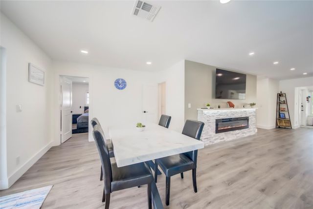 250 NE 27th Court, Boca Raton, FL 33431