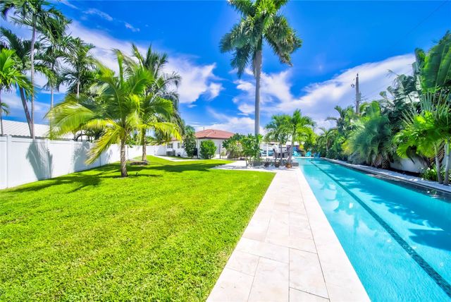 250 NE 27th Court, Boca Raton, FL 33431