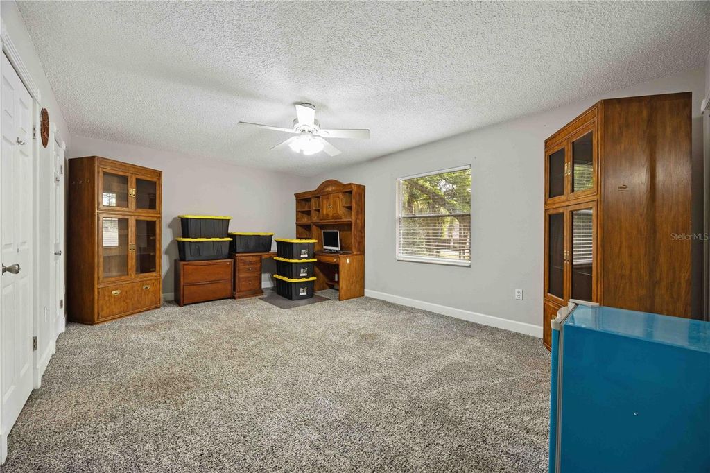 Image 29 of property listing at 1035 OLD POLK CITY ROAD, Lakeland, FL 33809