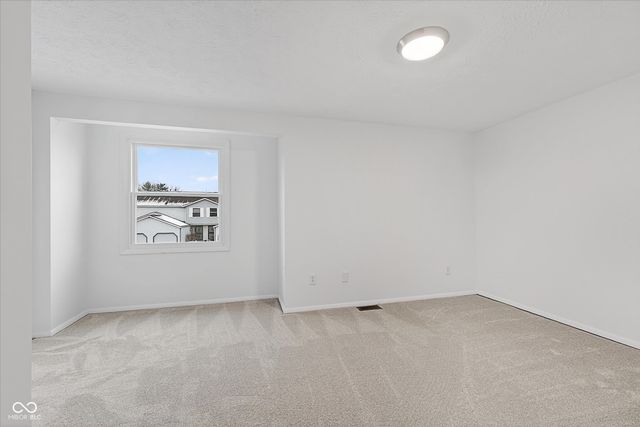 10186 Dedham Drive, Indianapolis, IN 46229