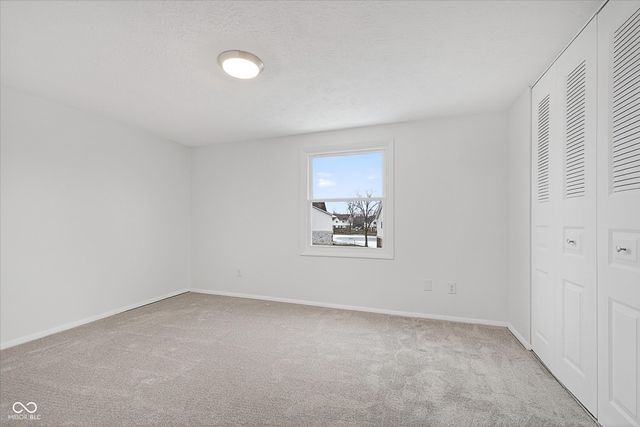 10186 Dedham Drive, Indianapolis, IN 46229