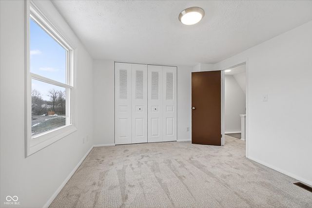 10186 Dedham Drive, Indianapolis, IN 46229