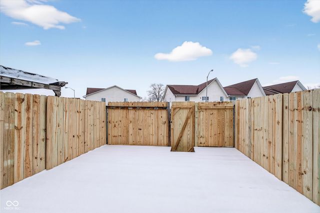 10186 Dedham Drive, Indianapolis, IN 46229