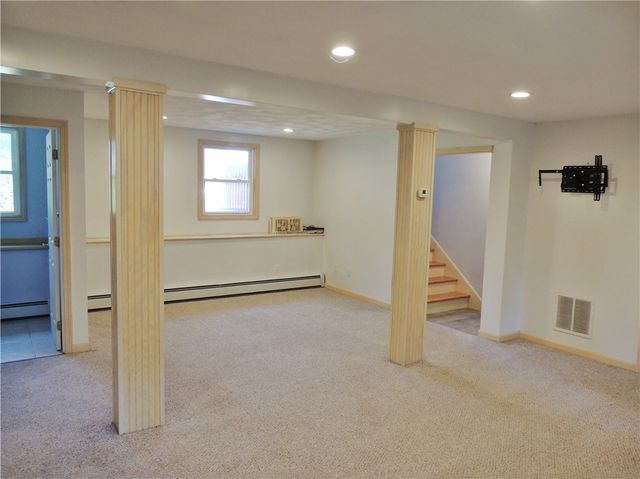 48 Sheltra Avenue, Coventry, RI 02816