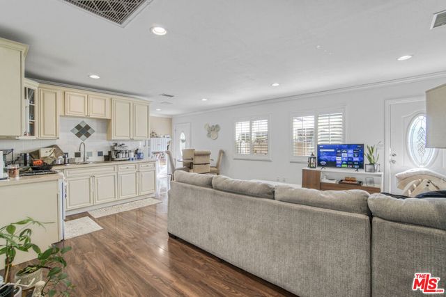 14623 Roxton Avenue, Gardena, CA 90249