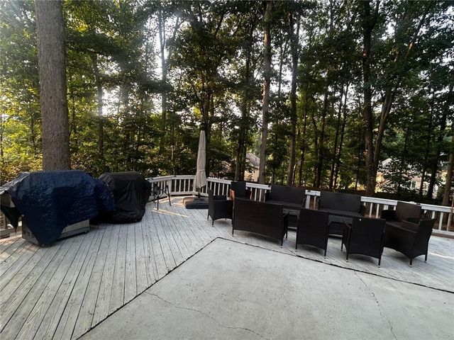 1041 San Lacinto Lane, Lawrenceville, GA 30043