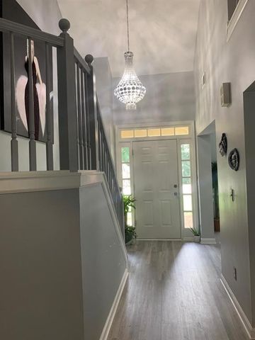 1041 San Lacinto Lane, Lawrenceville, GA 30043