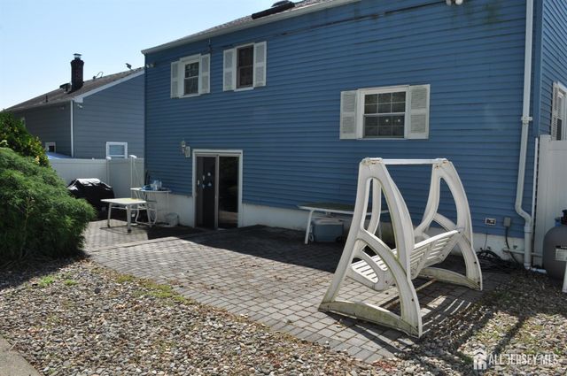 30 Overlook Terrace, Fords, NJ 08863