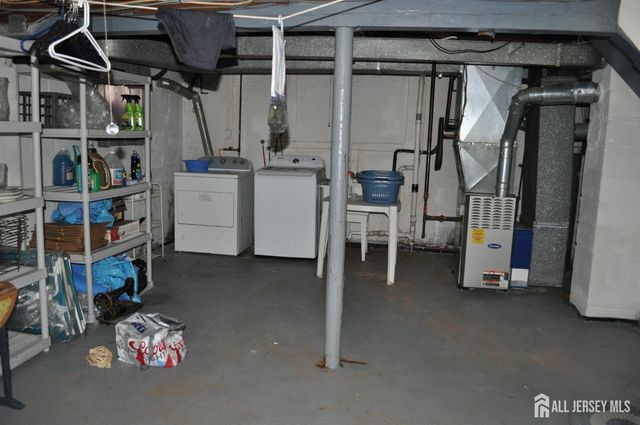 30 Overlook Terrace, Fords, NJ 08863