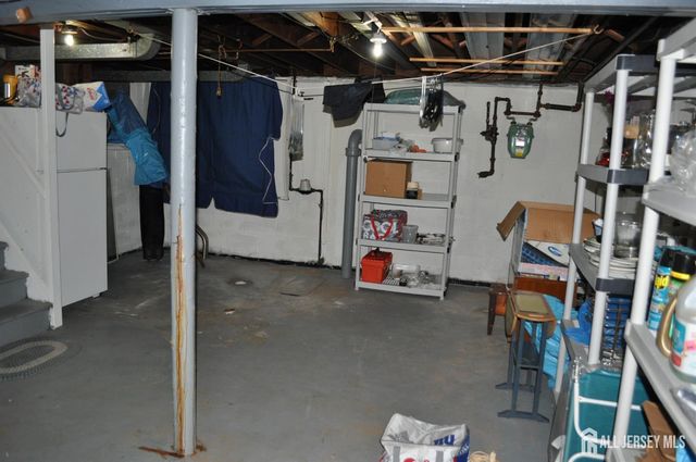 30 Overlook Terrace, Fords, NJ 08863