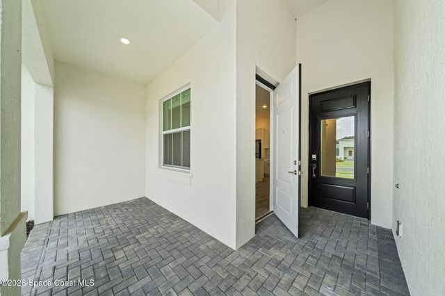 1443 Blessed Isles Drive NW, Palm Bay, FL 32907