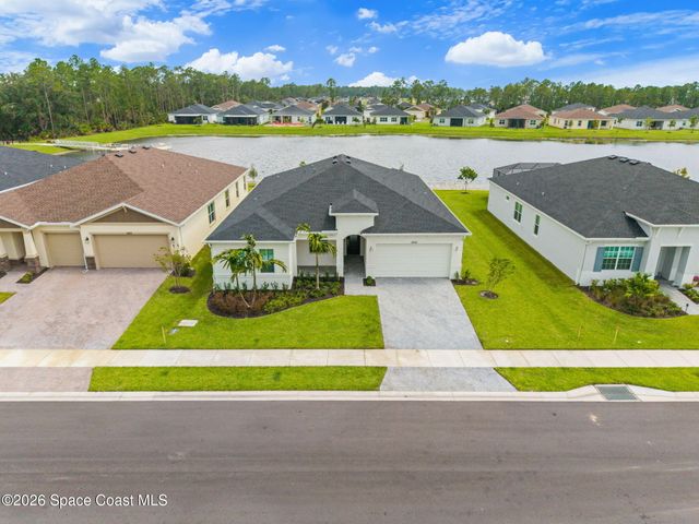 1443 Blessed Isles Drive NW, Palm Bay, FL 32907